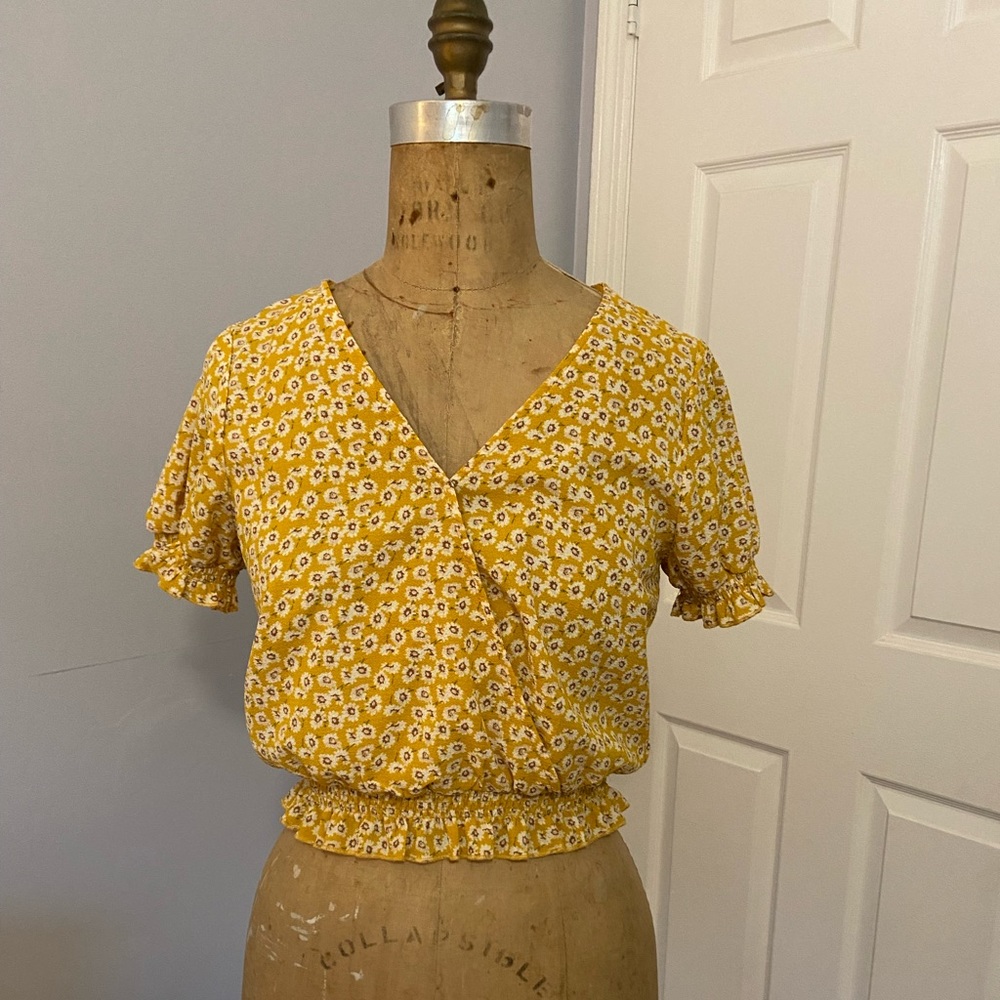 One Clothing scrunched blouse, S